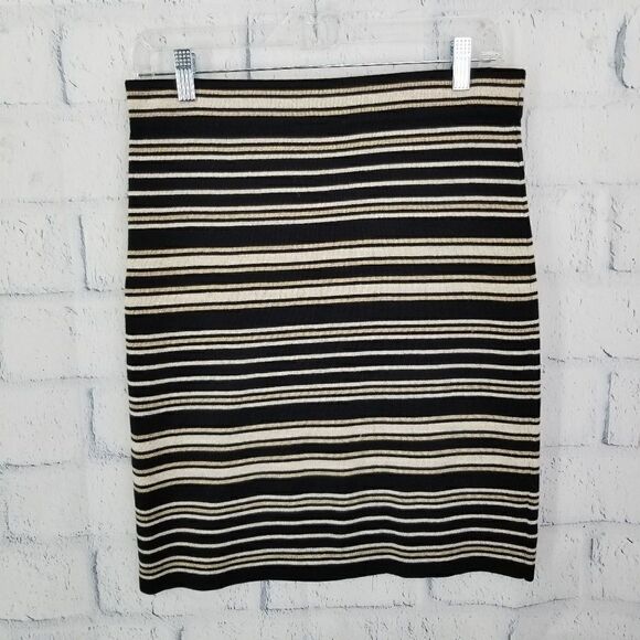 NWT. Ann Taylor Loft Outlet KNIT SKIRT. - Picture 1 of 5